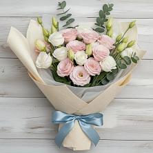 Букет цветов из:  Лизиантусы в Лосино-Петровском