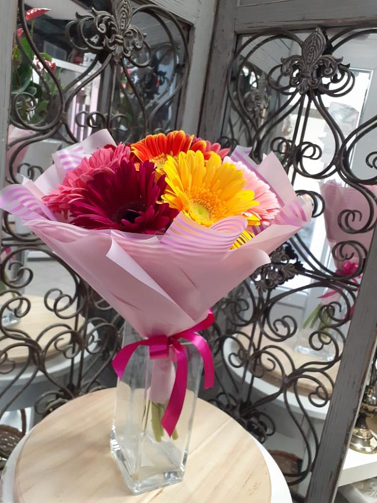 Букет радуга в Лосино-Петровском Букет цветов из: Герберы в Лосино-Петровском