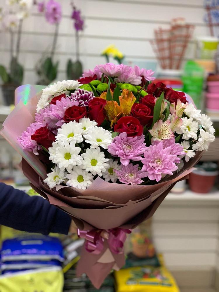 Букет цветов из: Розы, Хризантемы и Альстромерии в Лосино-Петровском