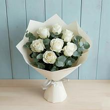 Букет Белые розы в Эвкалипте в Лосино-Петровском